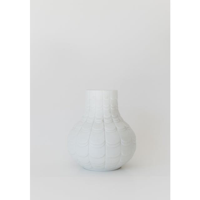 1960s Mid-Century Scherzer Bavaria West German Matte White Porcelain Vase For Sale - Image 13 of 13