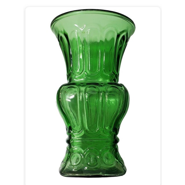 1950s Emerald Green Vintage Flare Wide Body Bouquet Glass Flower Vase