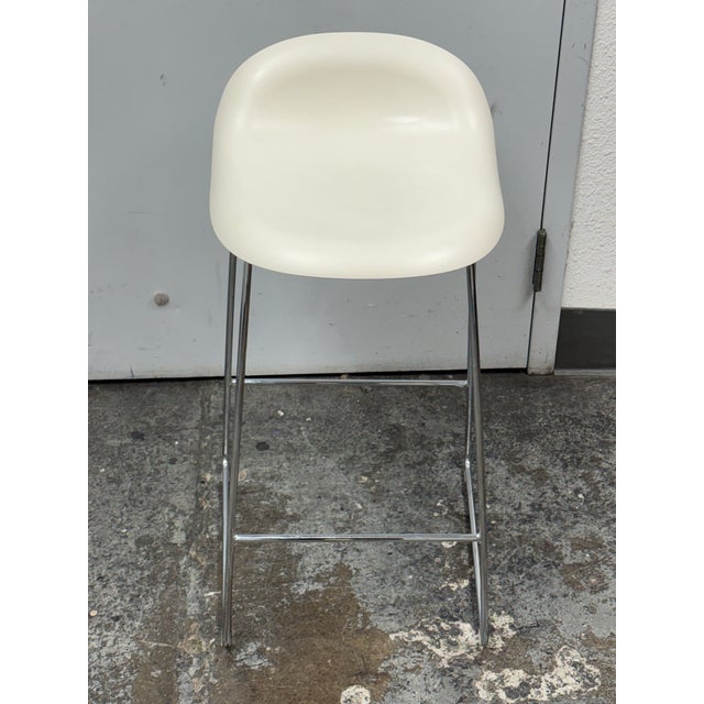 Design Plus Gallery presents the 3D Barstool by Komplot Design for Gubi. The barstool has a molded white seat with a...