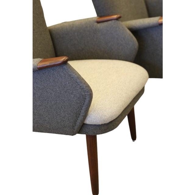Danish Sofa and Armchairs in Gray Wool Fabric, 1960s, Set of 3 For Sale - Image 4 of 18