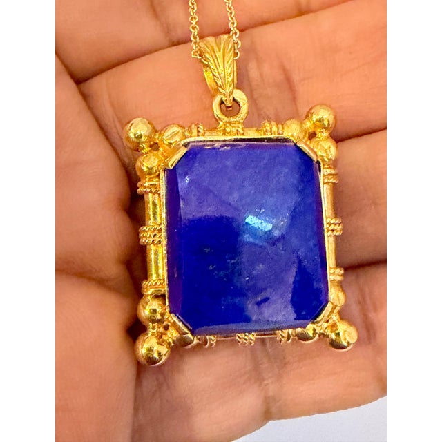 Contemporary 25 Carat Lapis Lazuli Pendant in 22 Karat Gold Frame, 15.9 Gm, 16-18" Chain For Sale - Image 3 of 18