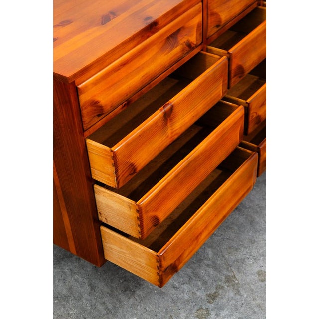 Mid Century Modern Dresser Credenza Franklin Shockey Solid Pine 12 Drawer For Sale - Image 9 of 12