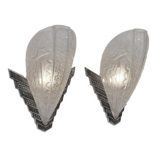 1930s French Art Deco Wall Sconces by Les Etablissements Donna France - a Pair For Sale