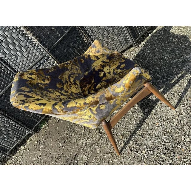 1950s Hungarian Armchair by Julia Gaubek, 1950 For Sale - Image 5 of 13