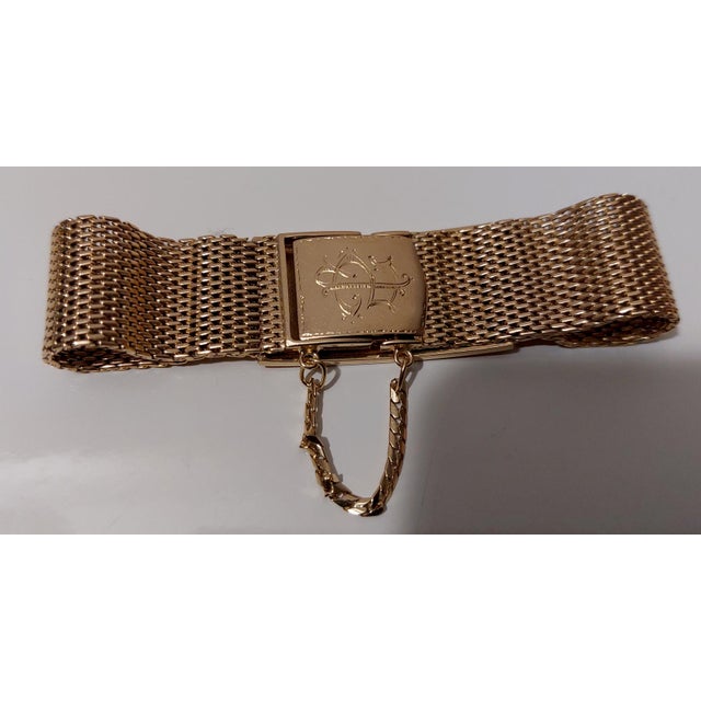 Contemporary Vintage Bracelet in 18 Karat Gold with 18 Diamonds attributed to Omega, 1957 For Sale - Image 3 of 18