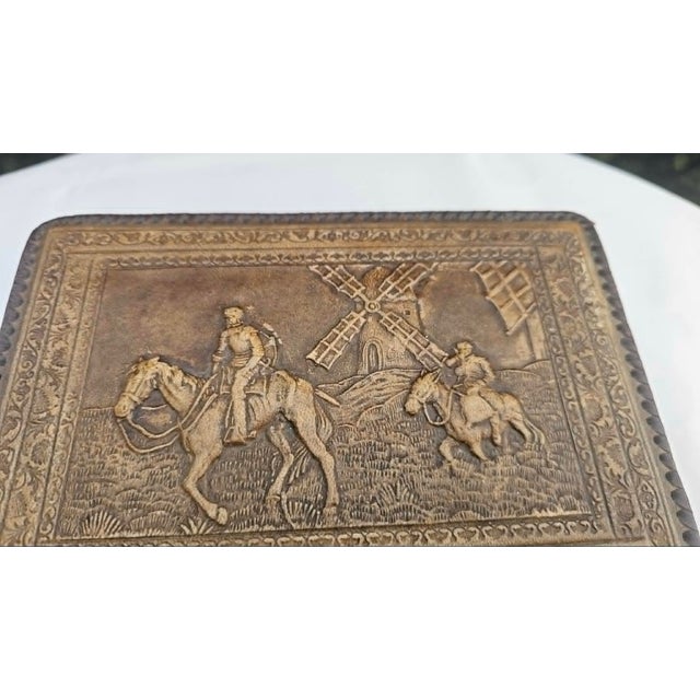 Don Quixote Wooden Box Covered with Embossed Leather for Cigars and Cigarillos, 1950s For Sale - Image 4 of 12