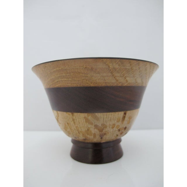 Hand Turned Segmented Multi Tone Wood Studio Artisan Footed Bowl Signed For Sale - Image 4 of 8