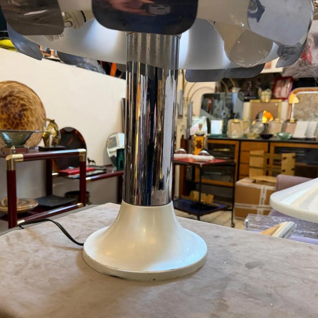 1960s Space Age Steel and Glass Italian Mushroom Table Lamp For Sale - Image 10 of 17
