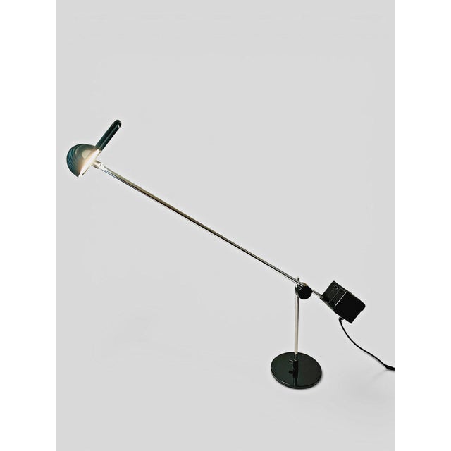 Mid-Century Modern Maniglia Table Lamp by De Pas, Durbino and Lomazzi for Stilnovo, Italy, 1970s For Sale - Image 3 of 7