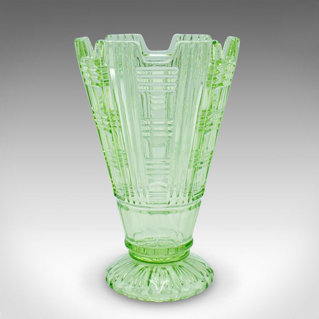 Art Deco 1930's Tall Vintage Sharing Sundae Cup For Sale - Image 3 of 12