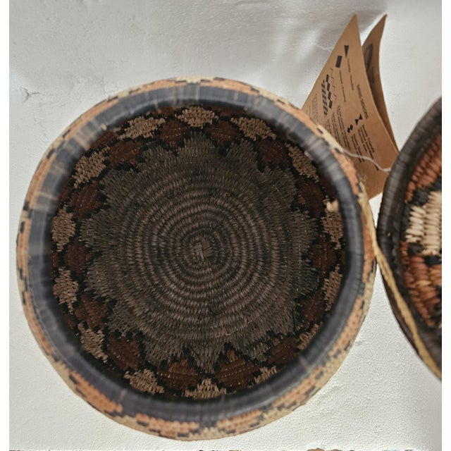Handcrafted Traditional Zulu Lidded Basket From KwaZulu South Africa For Sale In Los Angeles - Image 6 of 10