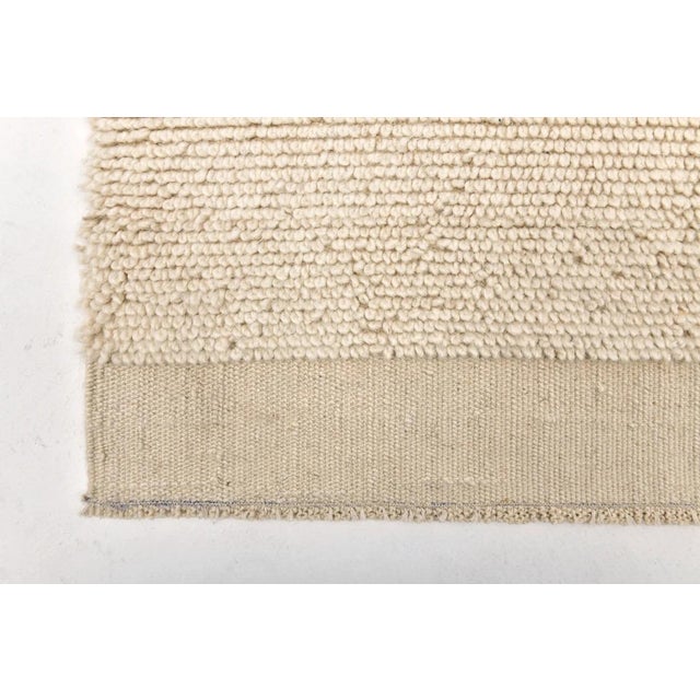 Off-white 1970s Turkish Organic Off White Floor Wool Rug For Sale - Image 8 of 9