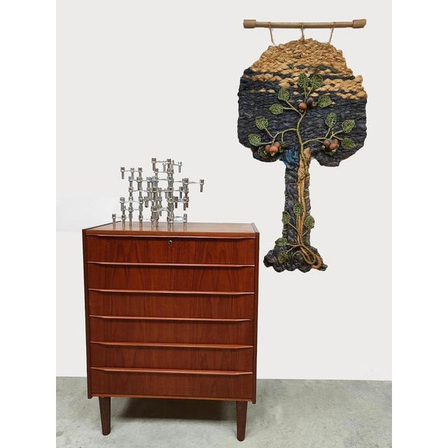 Beautiful, sleek vintage design chest of drawers. Period: 1950-1960. Country of origin: Denmark. Material: Teak wood. A...