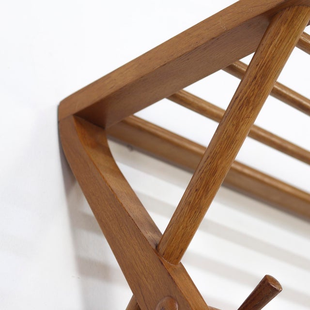 Vintage Coat Rack in Oak, 1960s, in Very Good conditions. Designed 1960 to 1969