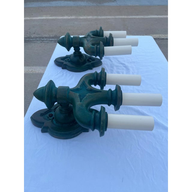 Edward F. Caldwell & Co. Pair of American Empire Trident Castle Sconces in Patinated Bronze For Sale - Image 4 of 13