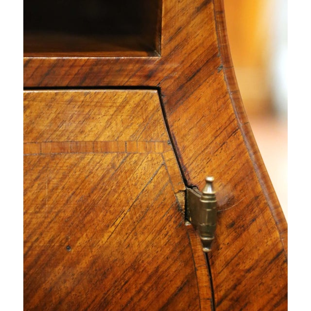Pair of Early 20th Century French Louis XV Bombé Mahogany Bedside Tables For Sale - Image 12 of 16