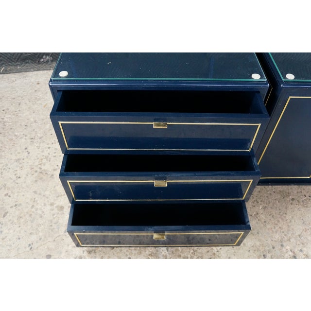 2 Mid Century John Stuart Navy Blue Lacquer Nightstands Bedside Chests MCM Pair For Sale - Image 12 of 18