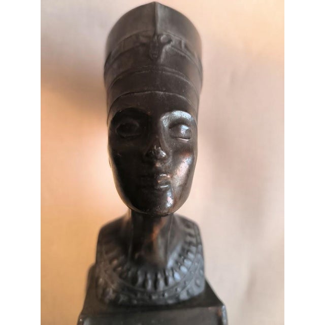 Statue of Queen Nefertiti, 1930s For Sale - Image 3 of 9