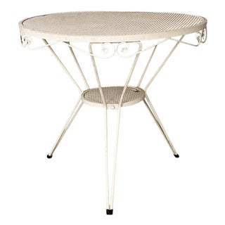 Mid-Century Italian Modern White Iron Round Garden Table with Flower Decor, 1960 For Sale
