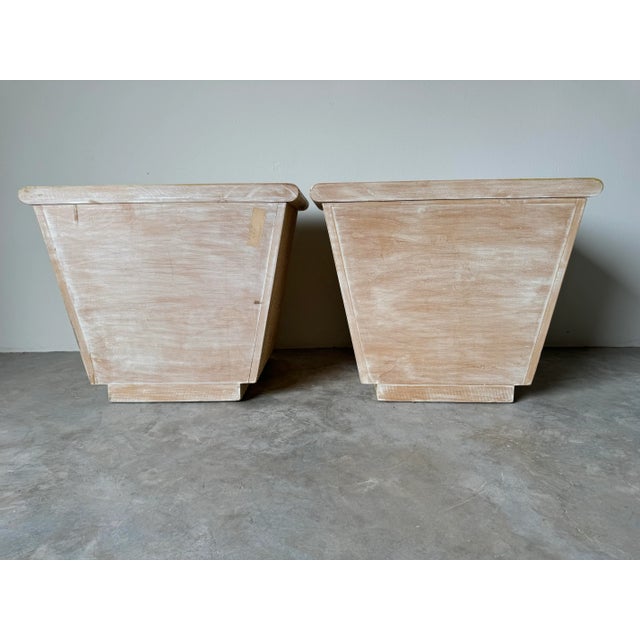 Pair of Vintage Organic Hand Carved Wood Nightstands by Kreiss Furniture For Sale In Miami - Image 6 of 12