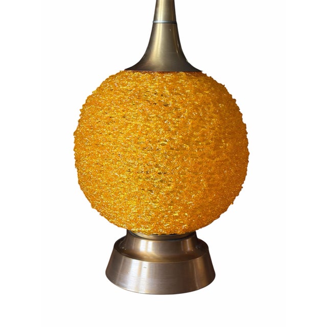 1970s Mid-Century Modern Lucite ‘Spaghetti’ Lamp For Sale - Image 4 of 4