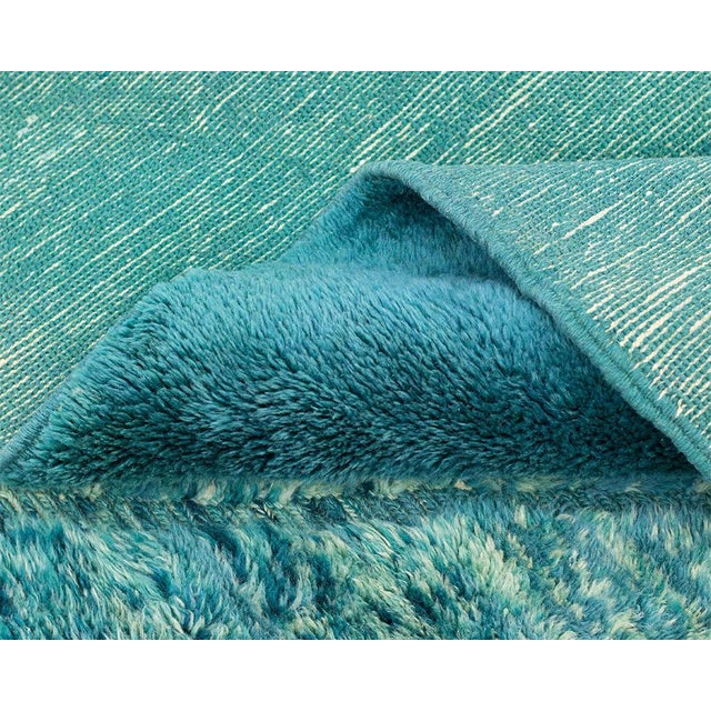 Ombre Diamond-Lattice Hand-Knotted Moroccan Wool Rug | 10'1" X 6'9" | One of a Kind For Sale - Image 10 of 10