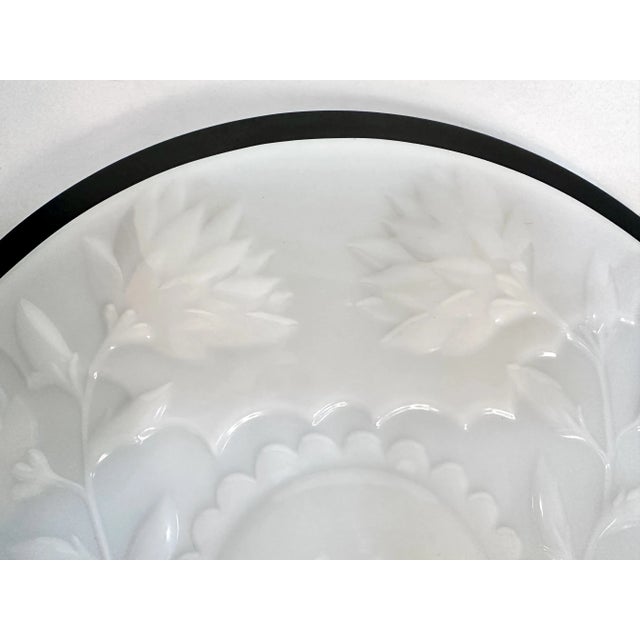 Limited Edition Glass Art Plate of the Year by Ivan Rabuzin for Rosenthal, Germany, 1978 For Sale - Image 6 of 9
