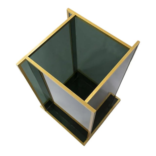Mid-Century Italian smoked glass and brass umbrella stand. Excellent vintage condition. Weight: 26,5 kg.