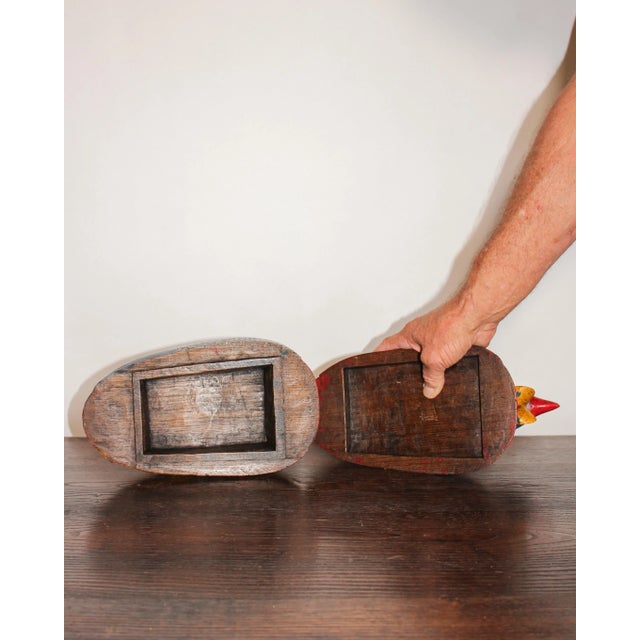 Early 20th Century Northern Thailand Painted Wood Rooster With Interior Cavity For Sale - Image 4 of 16