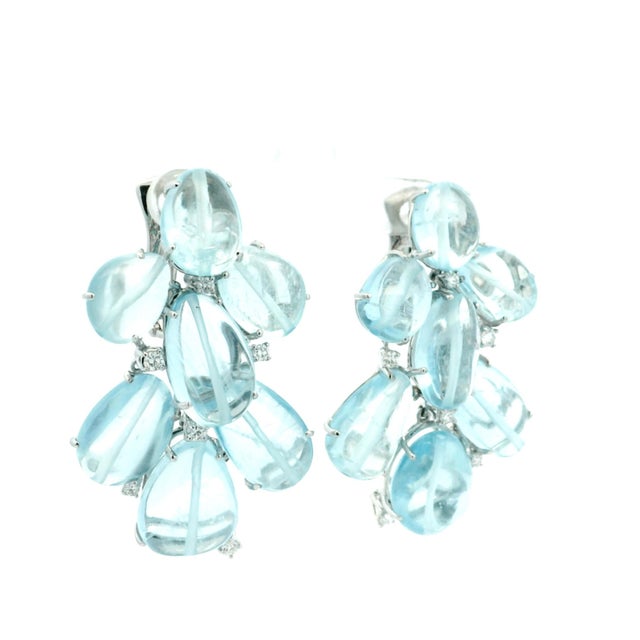 Italian Aquamarine and Diamond Chandelier Earrings in 18k White Gold, Circa 1990, Pair For Sale - Image 4 of 13