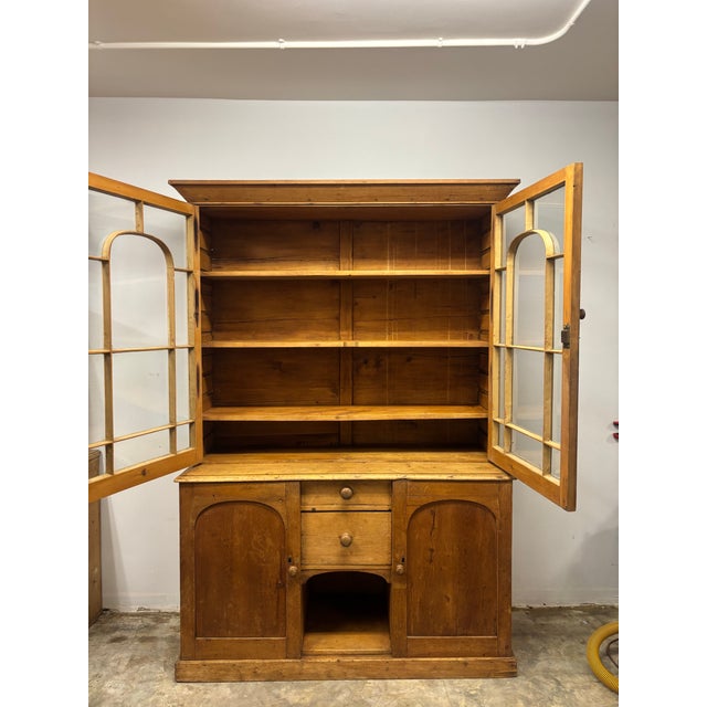 Georgian Era English Pine Dresser For Sale - Image 4 of 11