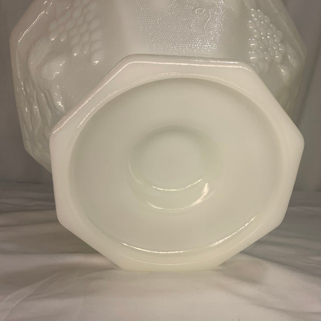 1950s Vintage Anchor Hocking Harvest Grape Milk Glass Pedestal Bowl For Sale - Image 5 of 7