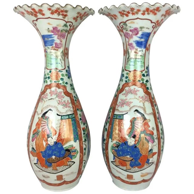 Antique White Pair of Large 19th Century Japanese Imari Porcelain Floor Vases, Meiji Period For Sale - Image 8 of 13