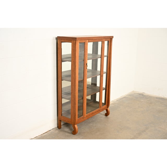 Berkey & Gay Style Antique Mission Oak Arts & Crafts Bookcase Cabinet, Circa 1910 For Sale - Image 16 of 16
