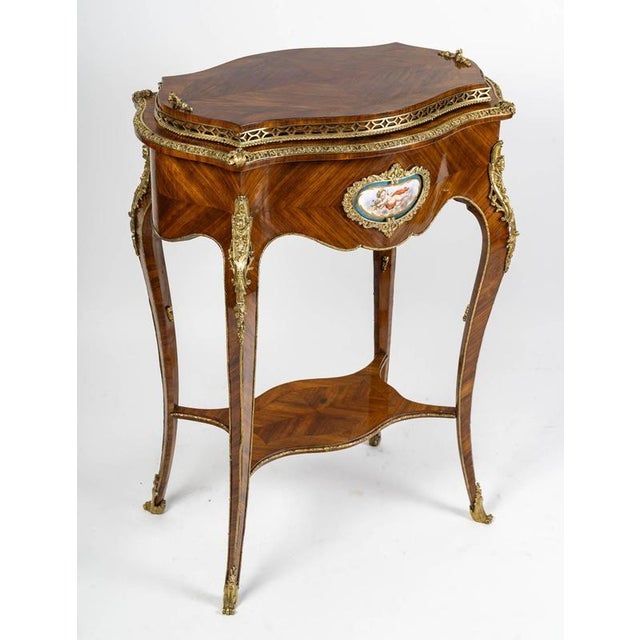 Napoleon III Planter in Marquetry For Sale - Image 4 of 10