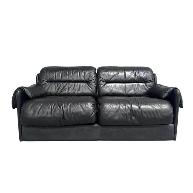 Vintage Two-Seater Sofa in Black Leather by Dreipunkt, 1970s For Sale - Image 17 of 17