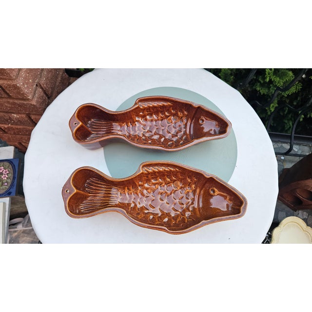 Ceramic fish-shaped mold, 1960s, price per piece, dimensions: height 7 cm, width 41,5 cm, depth 16 cm.