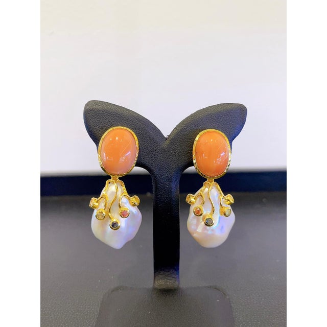 Bochic "Capri" Vintage Coral & Fancy Color Sapphire Earrings - 18K Gold & Silver, A Pair For Sale - Image 11 of 18