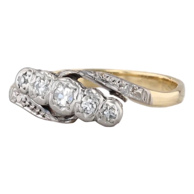0.14ctw Diamond Bypass Ring 18k Gold Platinum Size 8.5 Wedding Anniversary For Sale
