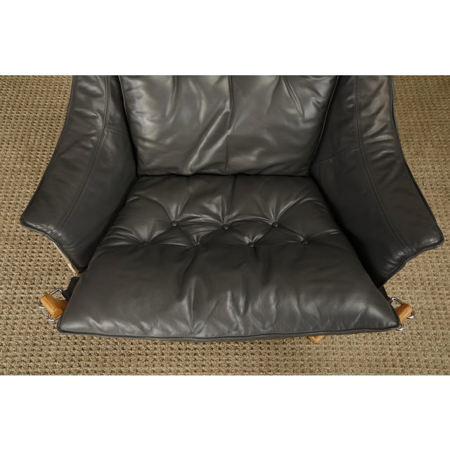 Falcon' Chair and Ottoman by Sigurd Ressell for Vatne Møbler, 1970s, Signed - Set of 2 For Sale - Image 12 of 12