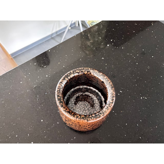 Contemporary Ceramic Roller Vase by Horst Kerstan, 1984 For Sale - Image 3 of 9
