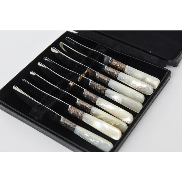 Vintage Genuine Mother of Pearl , Metal and Stainless Steel Appetizer or Cheese Knives Set of 8 For Sale In Miami - Image 6 of 12