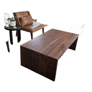 Mid-Century Modern Walnut Coffee Table For Sale