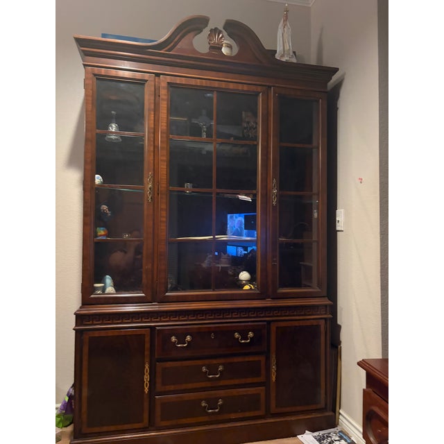 Chippendale Drexel Heritage China Cabinet For Sale - Image 3 of 4
