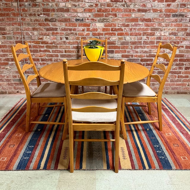 Mid-Century Modern Ercol Drop Leaf Dinette Set, Elm, England, 1960s For Sale - Image 3 of 12