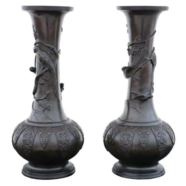 Brown Large Japanese Bronze Vases, 19th Century, Set of 2 For Sale - Image 8 of 8