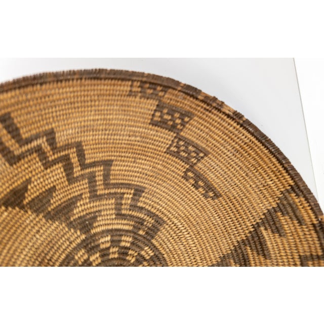 Wood Early 20th Century Native American Indian Western Apache Basket For Sale - Image 7 of 18