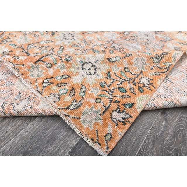 Vintage Turkish Rug in Wool For Sale - Image 11 of 13