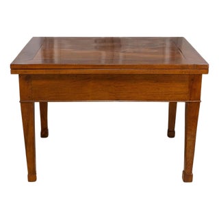 Italian Early 19th Century Walnut Folding Table with Tapered Legs For Sale