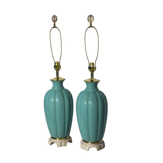 These stunning 1970s chinoiserie-style table lamps embody the effortless elegance of Palm Beach glamour with a refined...